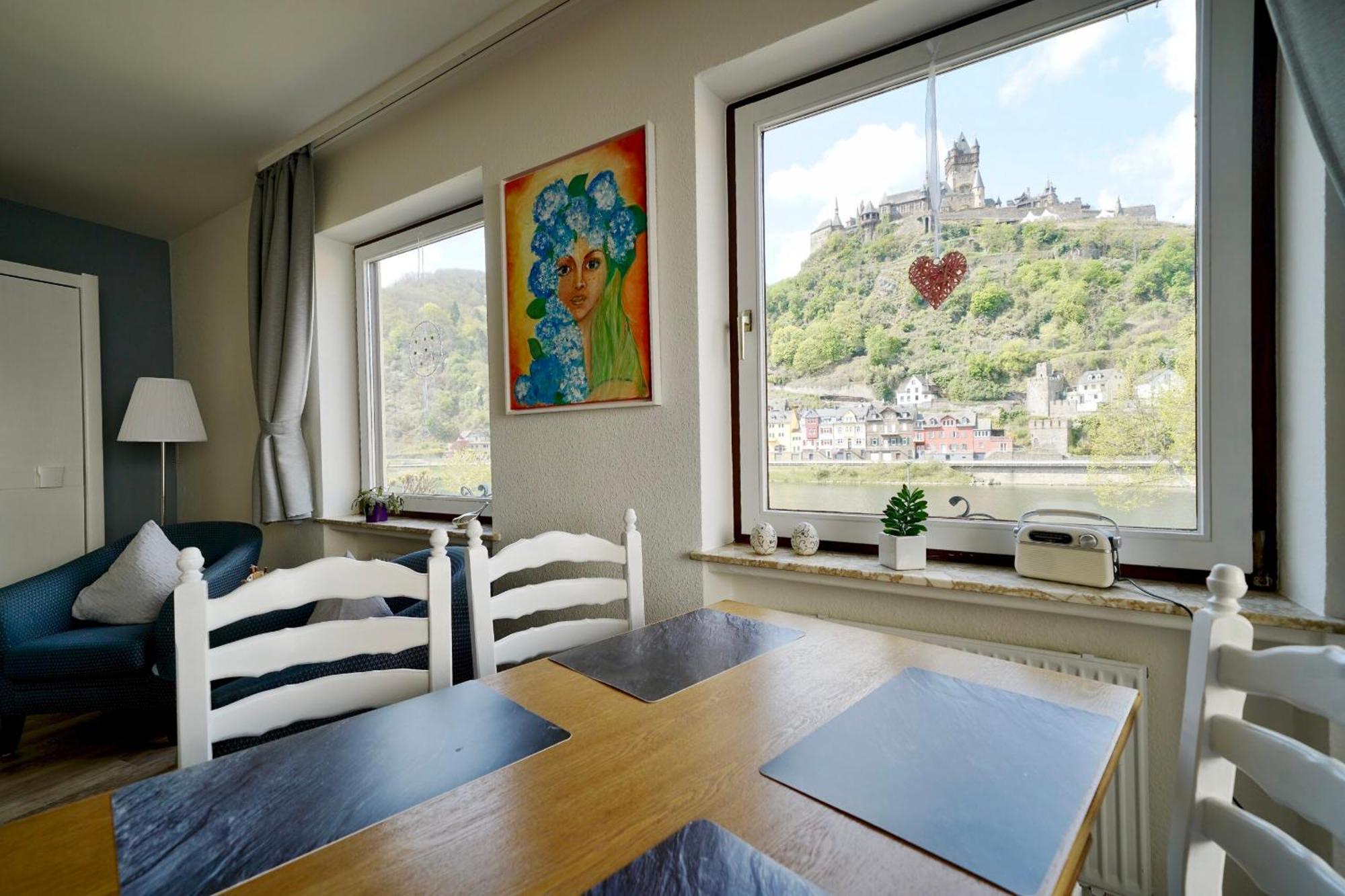 Apartments Haus Daniela Cochem Bilik gambar