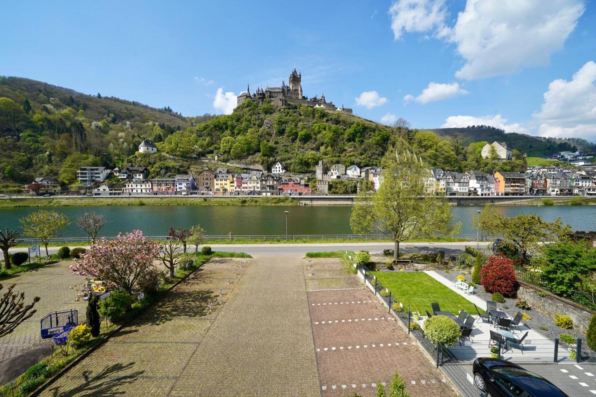 Apartments Haus Daniela Cochem Luaran gambar